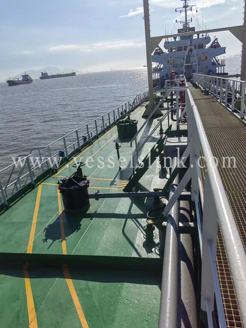 2006 Built 800 DWT Oil Tanker For Sale
